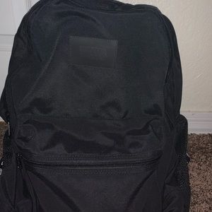 Only used a couple times and got a new backpack.